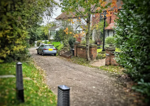 Photo 2 — Parkgate Road, Orpington, Kent, BR6