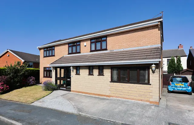 Bleakledge Grove, Hindley, photo 1