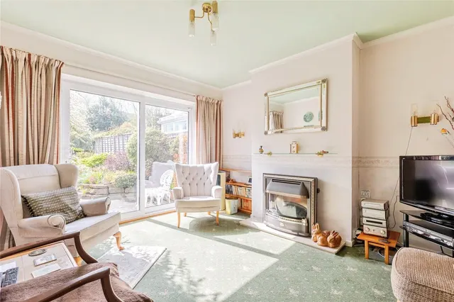 Photo 3 — Harvey Close, Allesley, Coventry, West Midlands, CV5