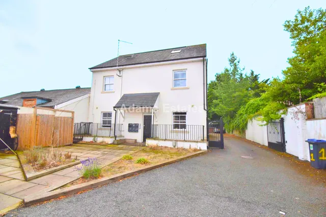 3 bedroom flat — Eldon Terrace, Reading, RG1 4DX