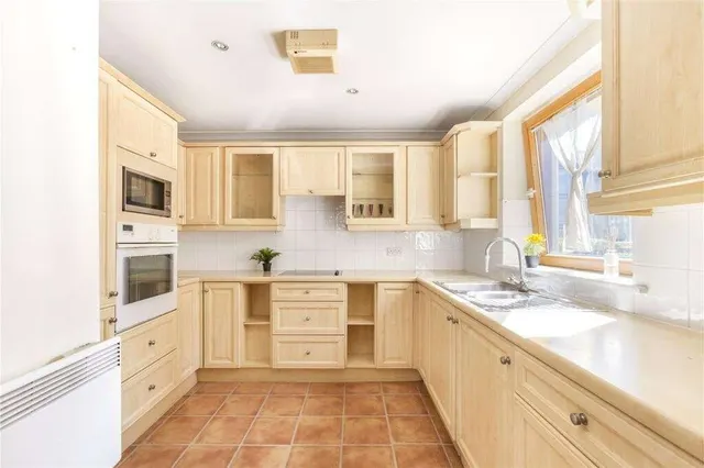 Meridian Place, London, E14, photo 3