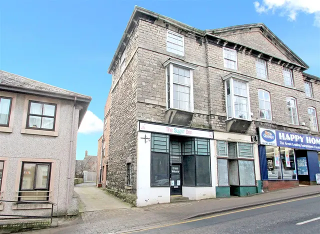 Vale Street, Denbigh, LL16, photo 1