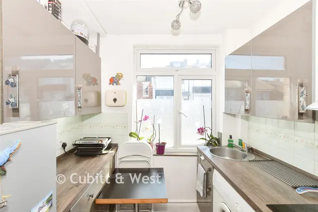 Milner Road, Brighton, BN2, photo 2
