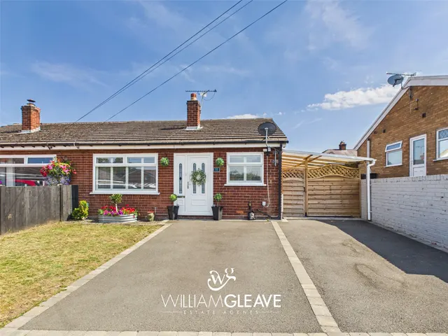 Talfryn Close, Connah's Quay, Deeside, Flintshire, CH5 4XX, photo 1