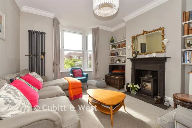 Upper Station Road, Henfield, BN5, photo 3