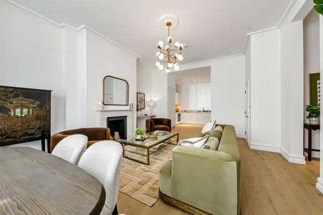 Photo 3 — 18 Porchester Gardens, Bayswater, London, W2 4DF