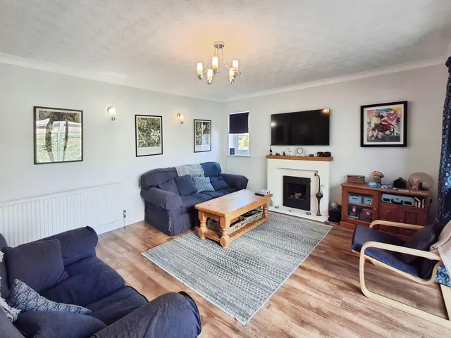 Barkston Close, Bourne, PE10, photo 3
