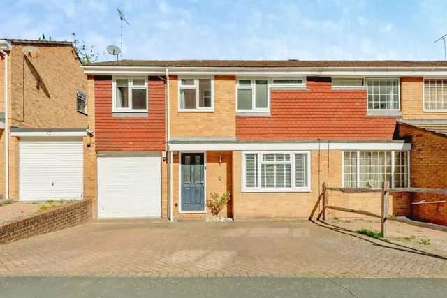 Hazel Way, Crawley Down, RH10, photo 1