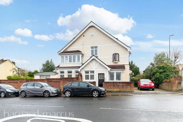Park Lane, WALLINGTON, photo 1