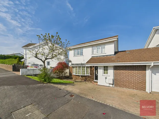 St Andrews Close, Mayals, Swansea, SA3, photo 1