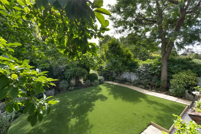 Photo 2 — Ailsa Road, Alisa Road, Twickenham, London