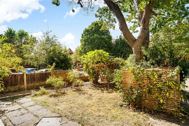 Lyford Road, London, SW18, photo 3