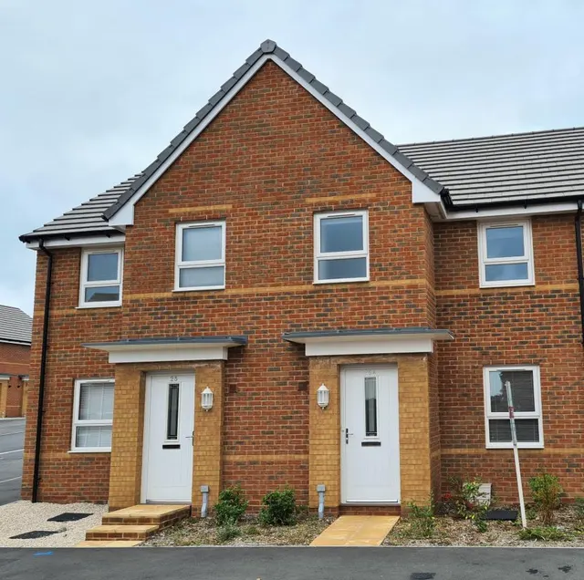 Cromwell Avenue, East Cowes, PO32, photo 1