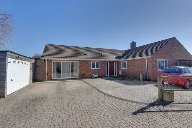 Ross Road, Huntley, GL19, photo 1