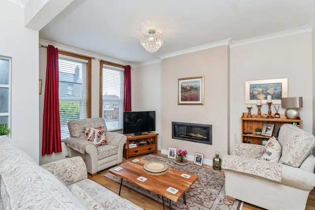 Gordon Terrace, Mold, CH7, photo 3