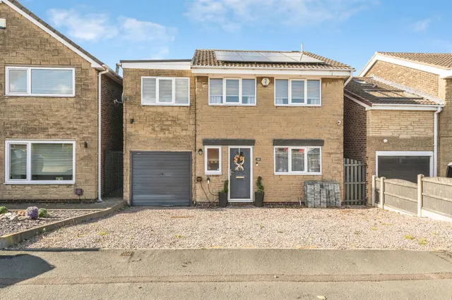 Coxley View, Netherton, WF4, photo 1