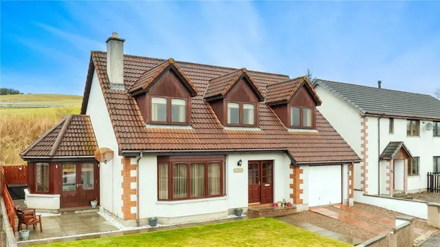 Photo 3 — Rannoch, 78 Tower Street, Golspie, Highland, KW10 6SB