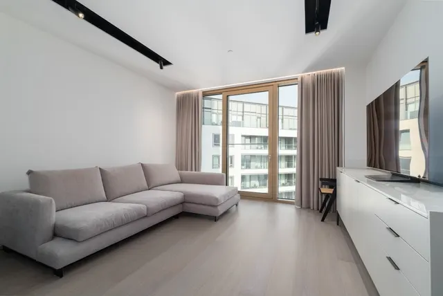 Park Drive, E14, photo 1