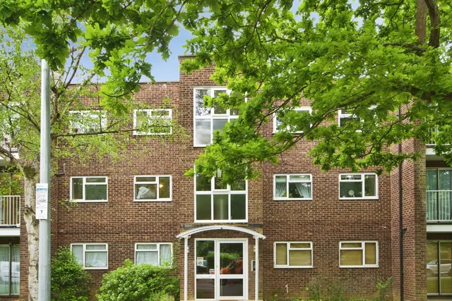 Malcolm Way, Wanstead, London, E11, photo 1