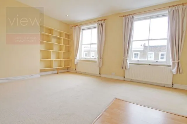 Photo 2 — Richborne Terrace, London SW8 1AX
