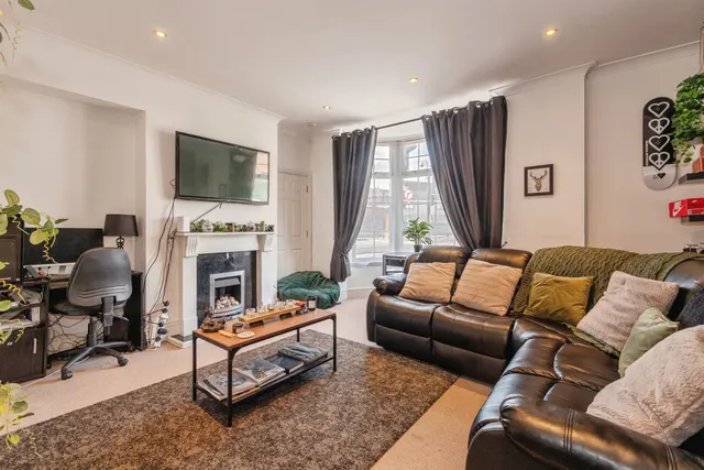 Belgrave Place, Taunton, TA2, photo 2