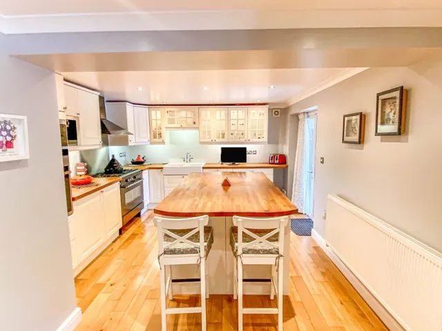 Bridgend Road, Llangynwyd, CF34, photo 2