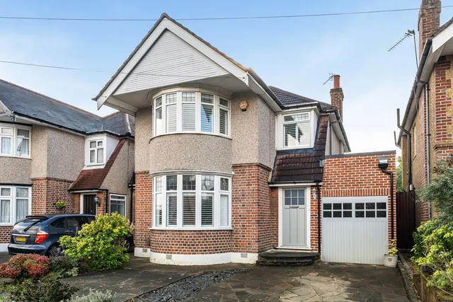 Chester Drive, Harrow, HA2, photo 1