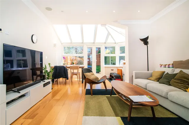 Photo 2 — Clifton Road, Kingston upon Thames, KT2