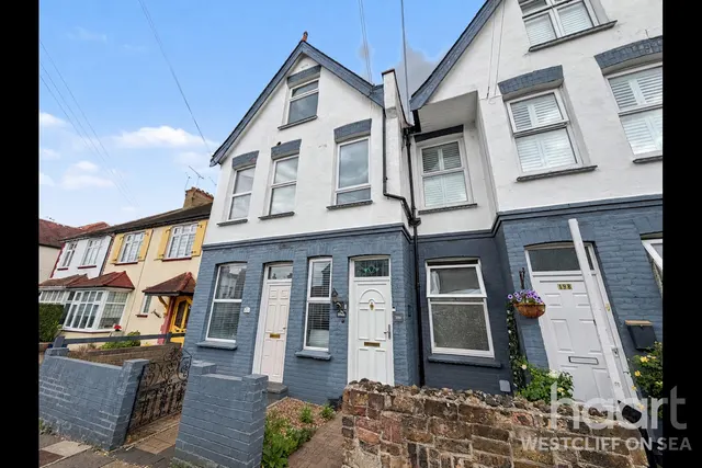 Westcliff Park Drive, Westcliff-On-Sea, SS0, photo 1
