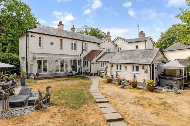 Finings Road, Bolter End, HP14, photo 1