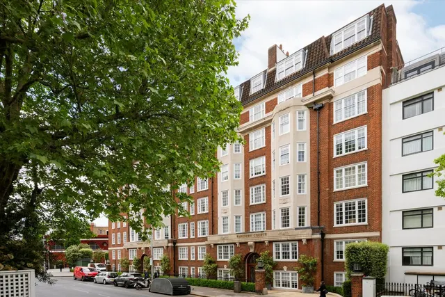 Onslow Square, London, SW7, photo 1