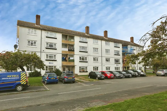 Winchfield Close, Southampton, SO19, photo 1