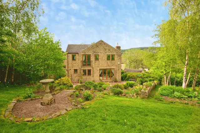 4 bedroom house, The Croft, Keighley, BD21