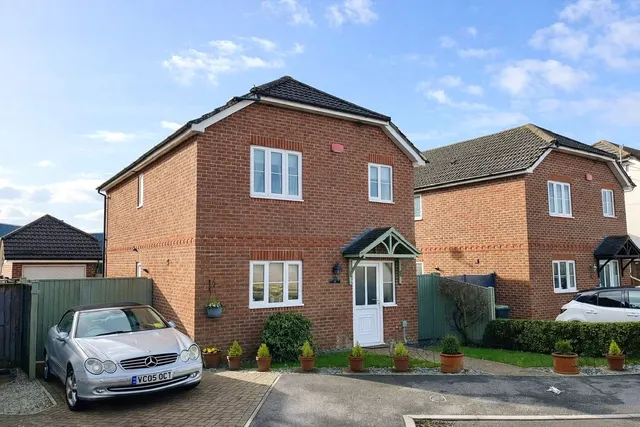 Verwood, Dorset, BH31 7AX, photo 1