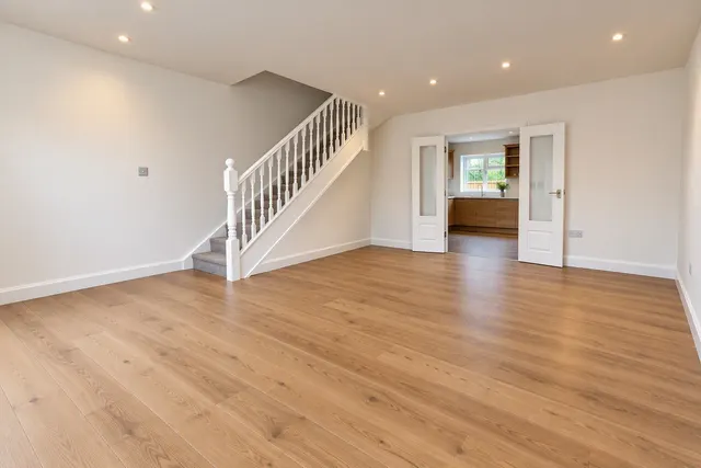 St. Marys Road, Hayes, UB3, photo 1