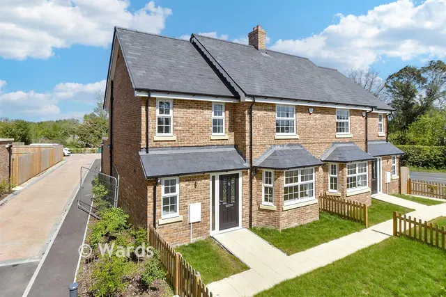 Claygate, Marden, TN12, photo 1