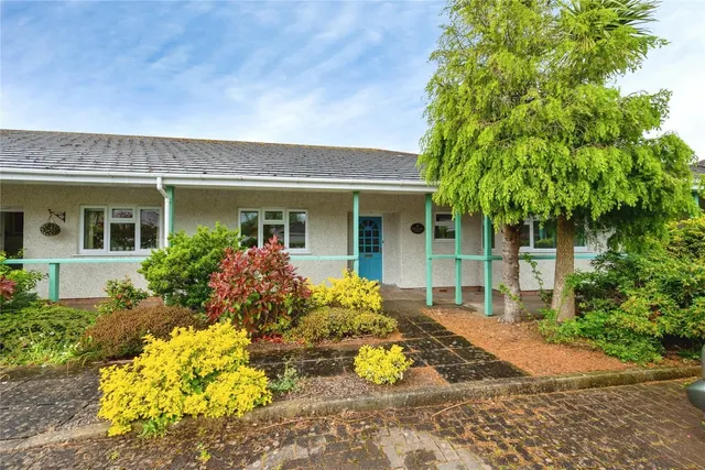 2 bedroom house, Windmill Courtyard, St. Minver, PL27