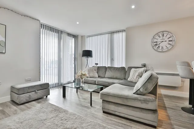 Ringwood Road, Poole, BH12, photo 2