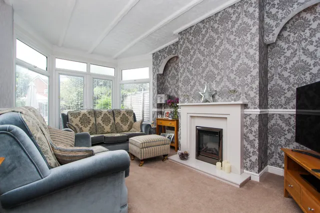 Photo 2 — Walmley Road, Sutton Coldfield, Sutton Coldfield, B76 2PN