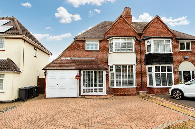 Walmley Road, Sutton Coldfield, Sutton Coldfield, B76 2PN, photo 1