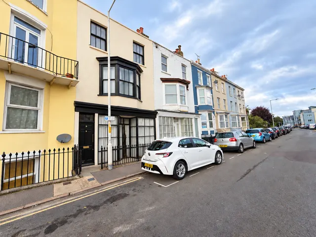 Hardres Street, Ramsgate, CT11, photo 1