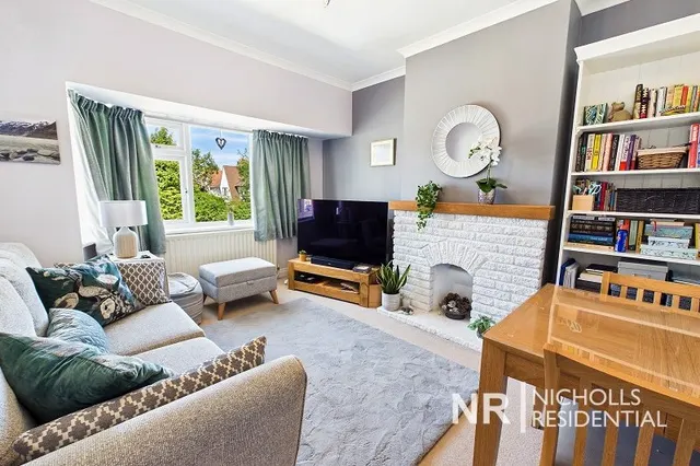 Station Avenue, West Ewell, KT19, photo 3