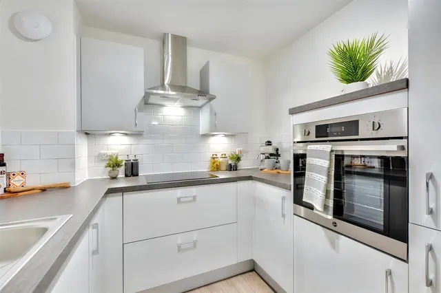 Wilmot Lane, Beeston, NG9, photo 3