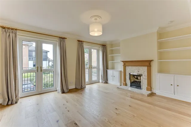 Thames Ditton, KT7, photo 2