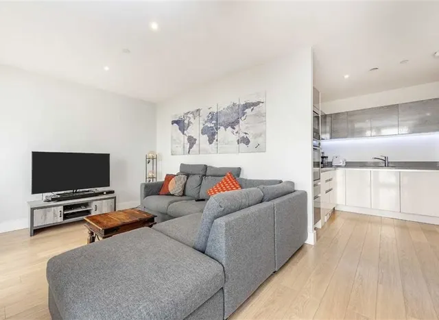 Robsart Street, Stockwell, SW9, photo 3