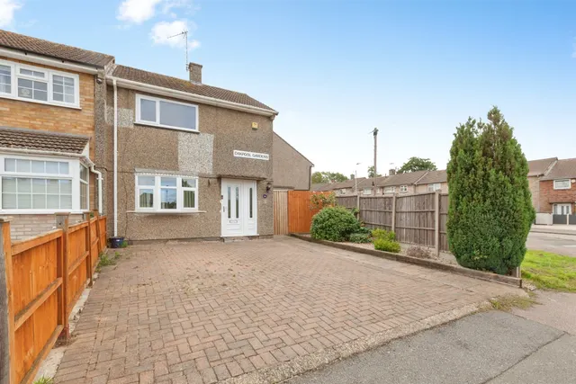 Oakpool Gardens, Leicester, photo 1
