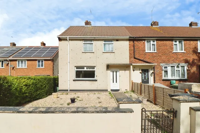 Valley Road, Mangotsfield, Bristol, BS16, photo 1