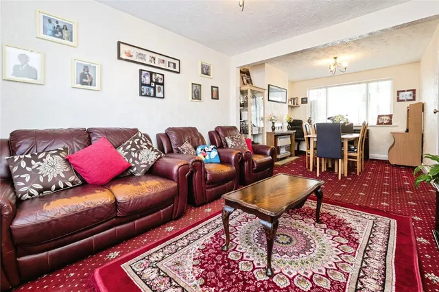 Maybank Avenue, Hornchurch, RM12, photo 3