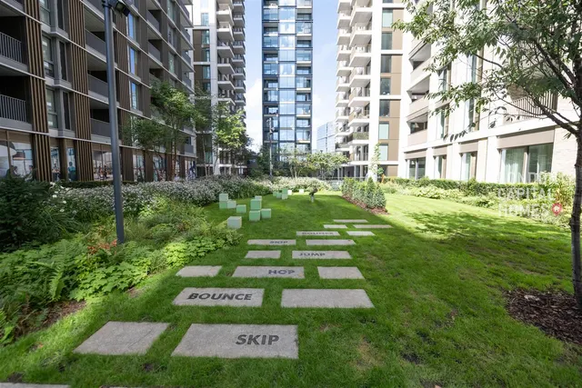 Palmer Road, London, photo 1