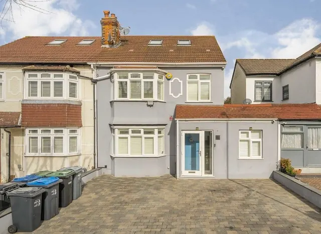 Photo 2 — Carolina Road, Thornton Heath, CR7